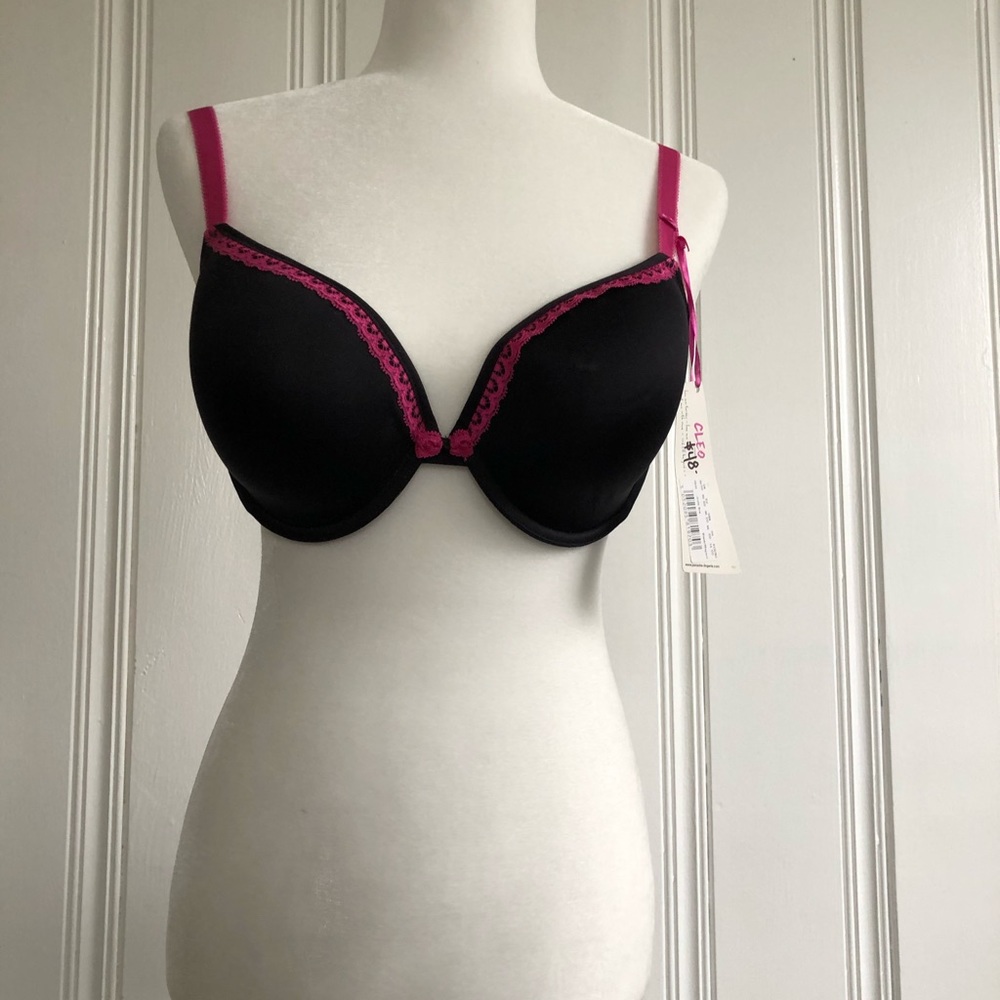 BRAND NEW Black/magenta Cleo by panache bra